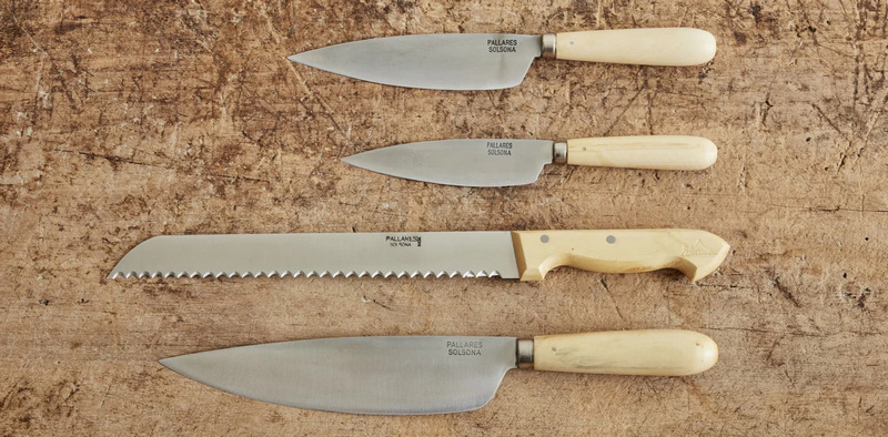 Pallares Solsona kitcken knives with wood handle